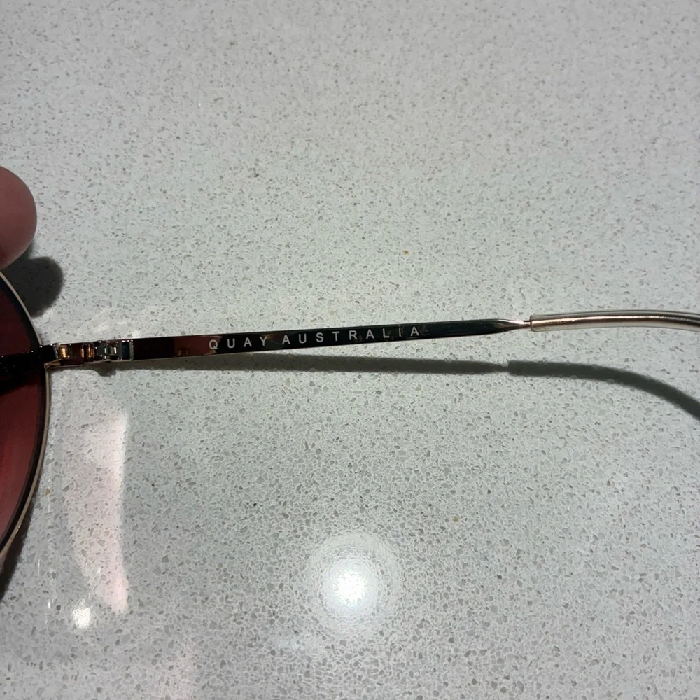 Quay Sunglasses with Pink Lenses - Picture 6 of 9